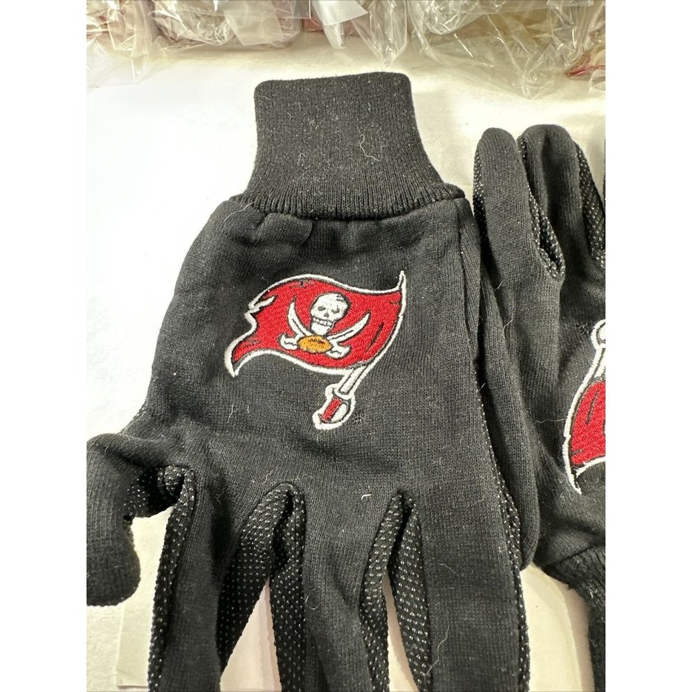 Buccaneer hand Gloves